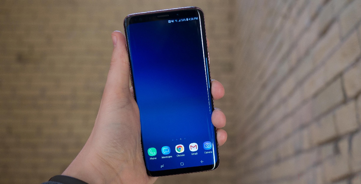 SAMSUNG GALAXY S10