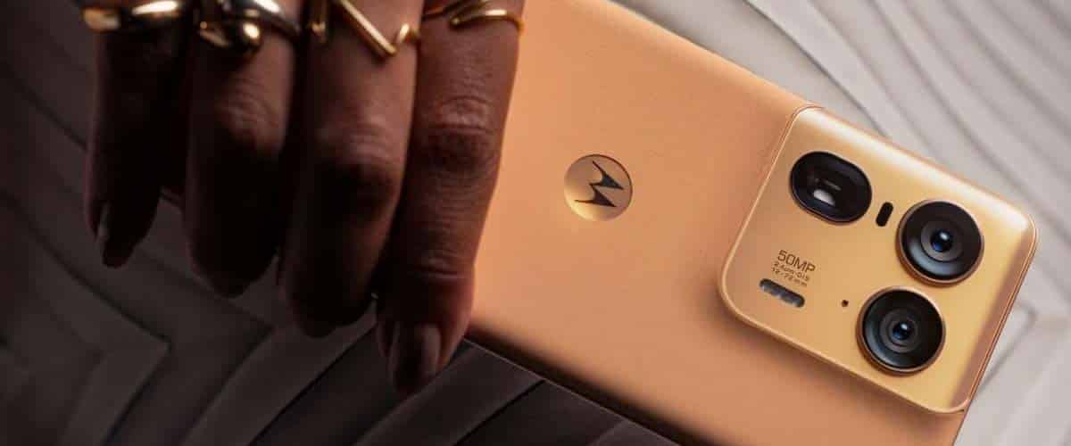 Motorola Edge 50: colori e design protagonisti